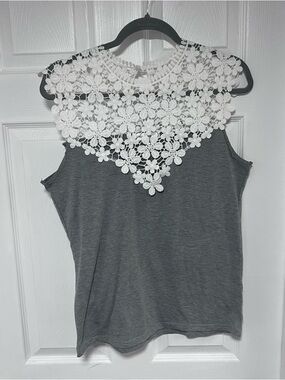 Gray Tank Top with White Floral Lace Detail Size M Brand Coeur De Vague